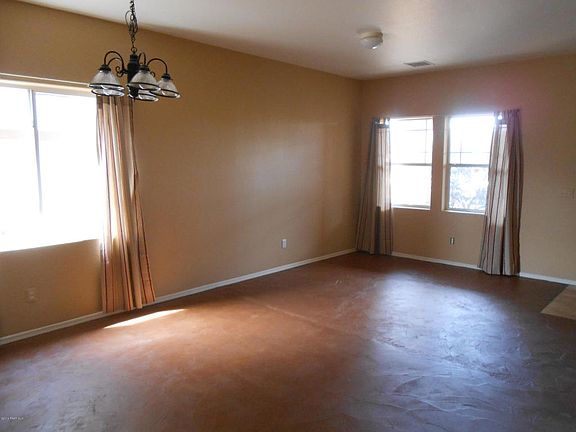 2nd image of 319 N Ensenada St