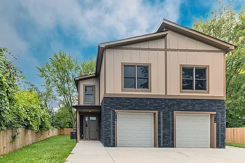 271 Garry Dr #A Photo 1