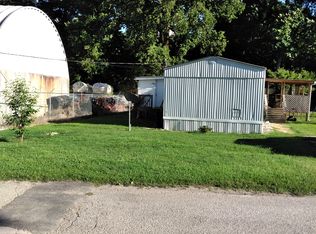 409 Poplar St, Waynesboro, TN 38485