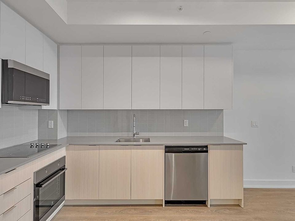 1st image of 297 Oak Walk Dr #2102