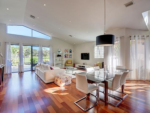 Home For Sale In Broken Sound Country Club