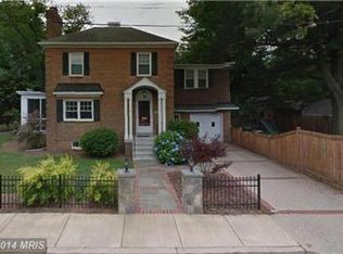 3200 2nd St S, Arlington, VA 22204