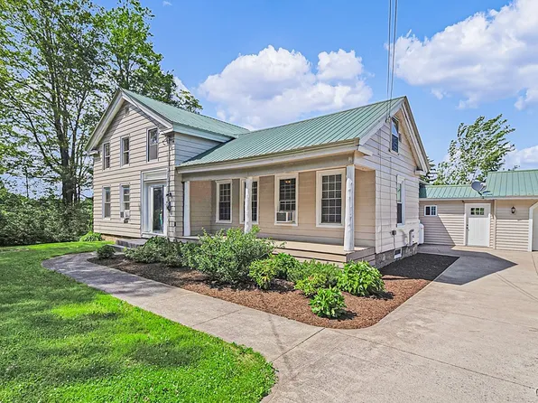 10425 Roberts Rd, Sauquoit, NY 13456