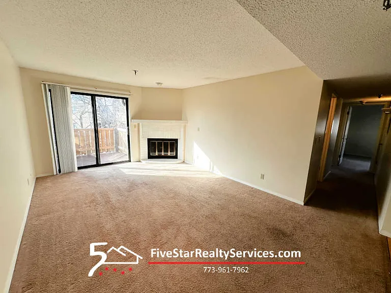 1340 Brook St #M — Photo 4