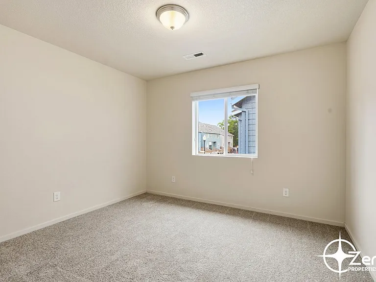 1400 NE 85th Way — Photo 20