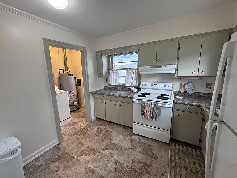 2123 Madison St — Photo 23