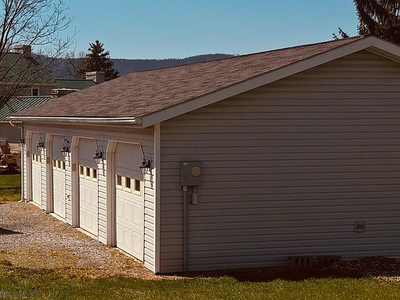 5th image of 245 Diehl Rd
