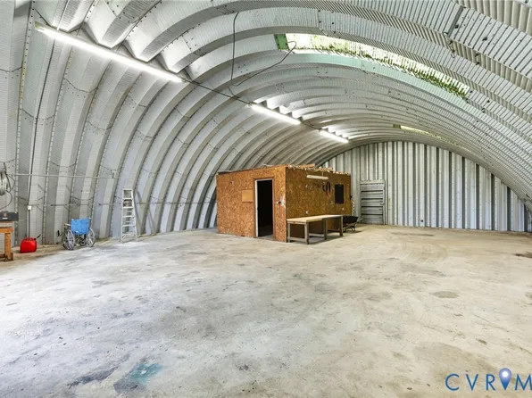 13013 Fairwood Rd, South Prince George, VA 23805