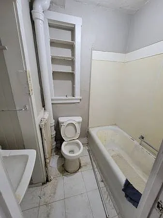 2 bed, $700 — Photo 1