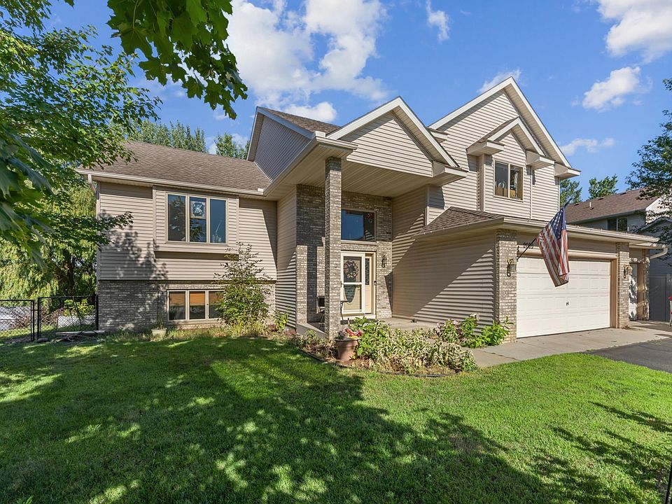 1st image of 2609 226th Ln NW