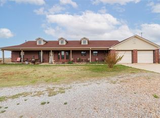 910 1st St, Elgin, OK 73538