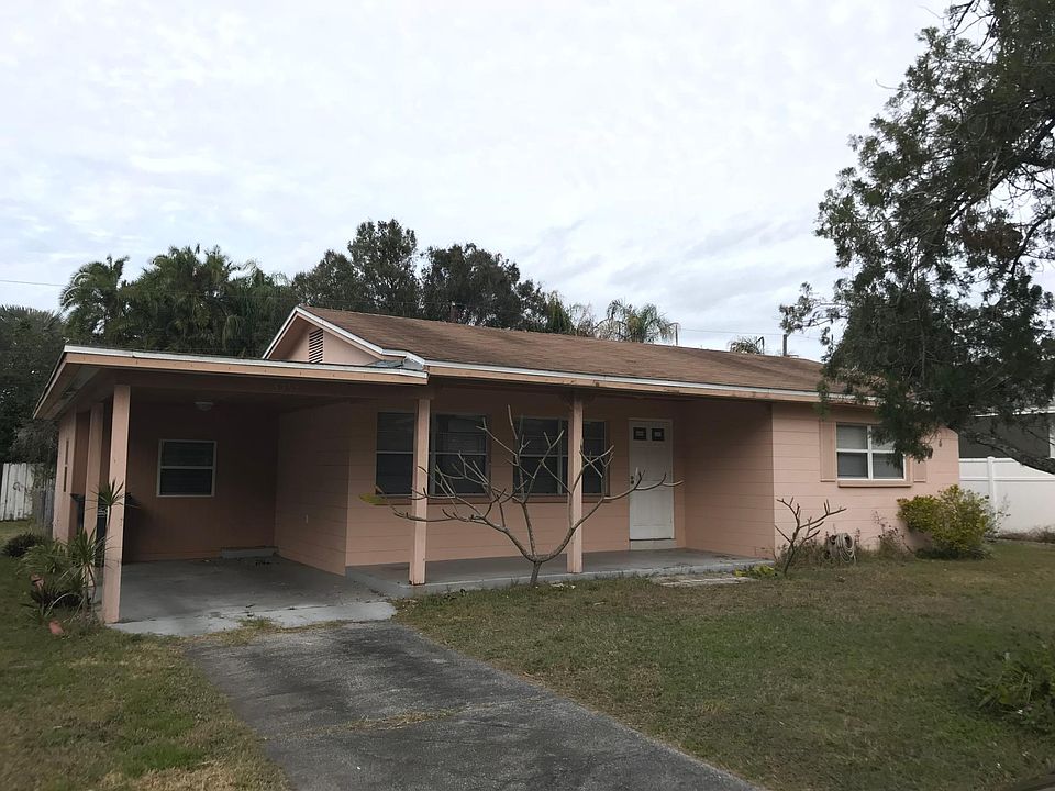 Covered porch & parking