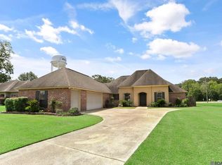 1644 Pecan Crossing Ave, Zachary, LA 70791