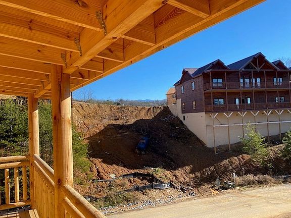 2nd image of 2715 Green Mountain Way Lot 15R