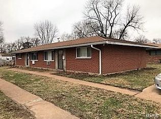 11234 Liana Ln, Saint Ann, MO 63074