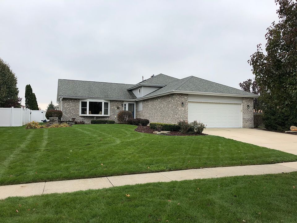 1st image of 1862 Cornell Dr
