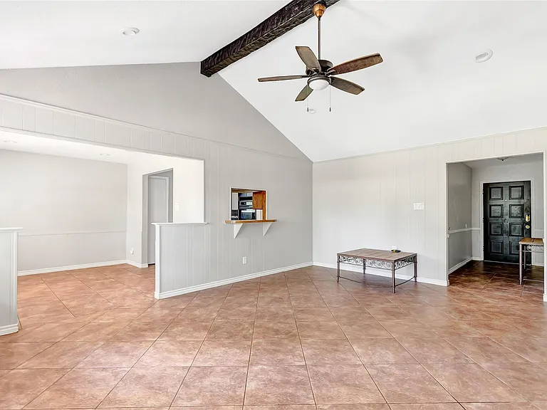 2414 Chanay Ln — Photo 21