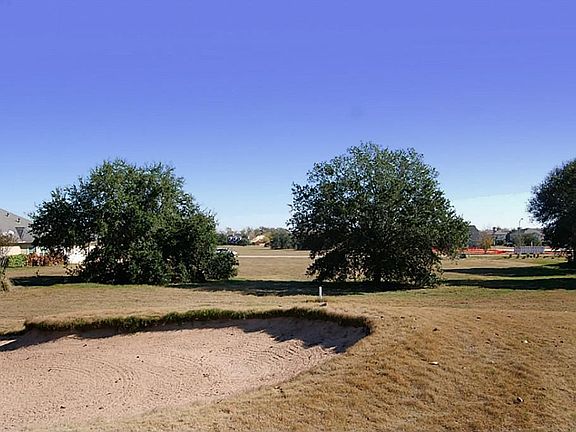 5th image of 3911 Wentworth Dr