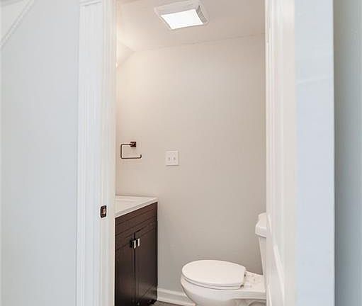 5th image of 2509 Jules St