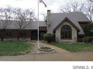 4110 Prairie Rd, Highland, IL 62249