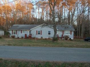 221 Church Rd, Yorktown, VA 23690