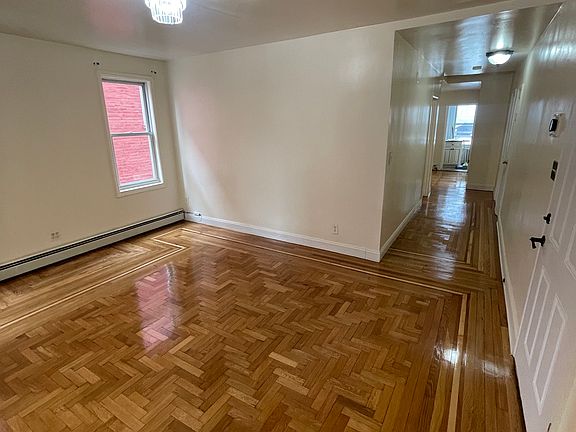2nd image of 1637 Mahan Ave Floor 1