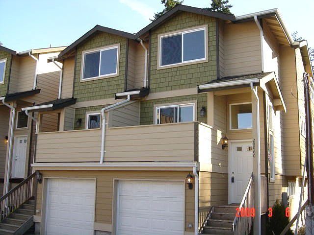 1st image of 20072 15th Ave NE