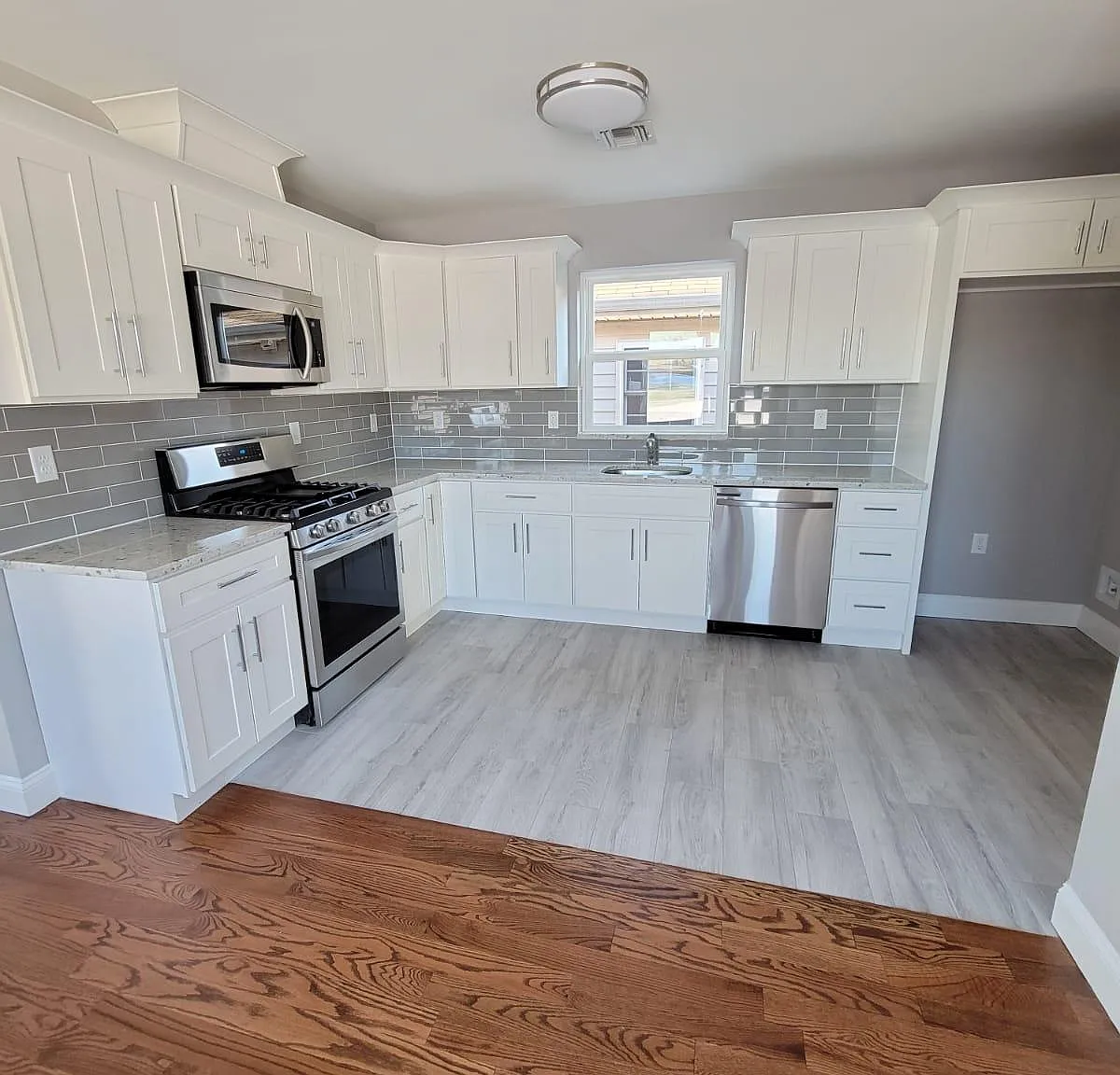 3 bed, 1500 sqft, $2,750 — Photo 2