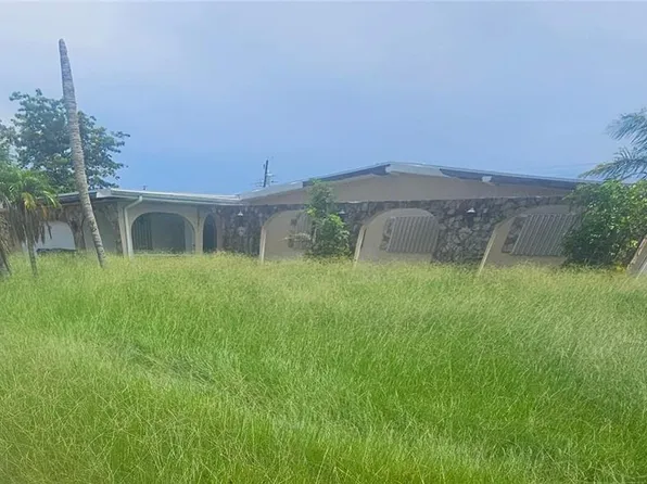 1455 Crest Dr, Englewood, FL 34223