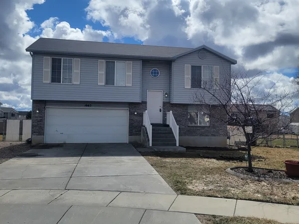 1663 W 735 N, Clinton, UT 84015