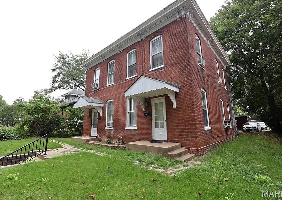 1st image of 609 E C St