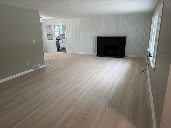 2nd image of 1182 Dalton Dr