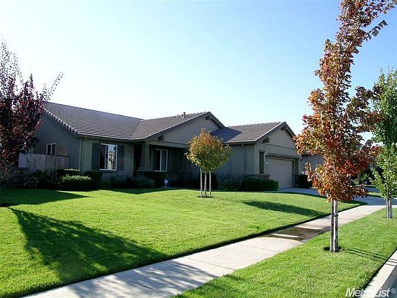 3rd image of 10173 Kayla Ave