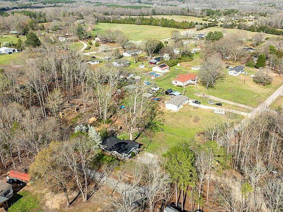 2nd image of 125 Fall St