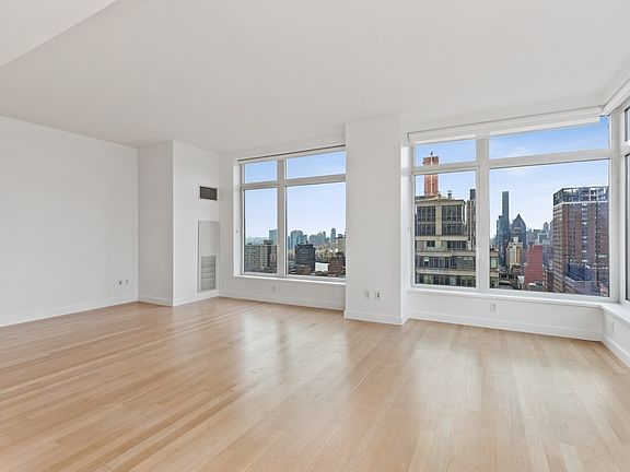 3rd image of 400 E 67th St APT 24A