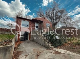 1038 College St, Milton Freewater, OR 97862