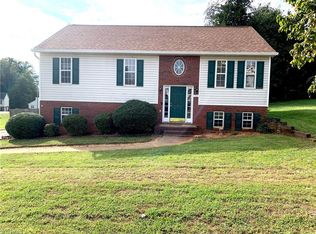 111 Grainwood Ct, Winston Salem, NC 27105