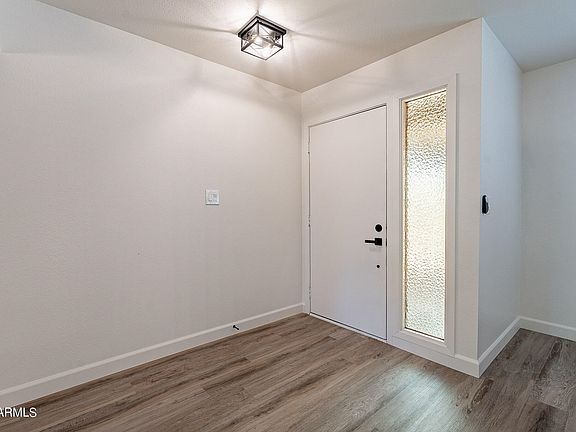 5th image of 1867 W NATAL Avenue