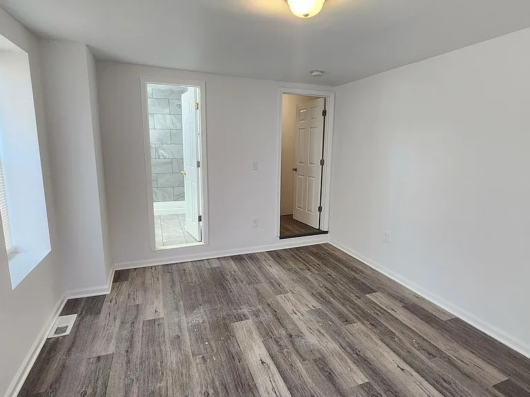 2015 Jefferson St — Photo 17
