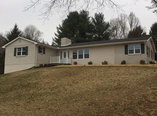 18014 York Rd, Parkton, MD 21120