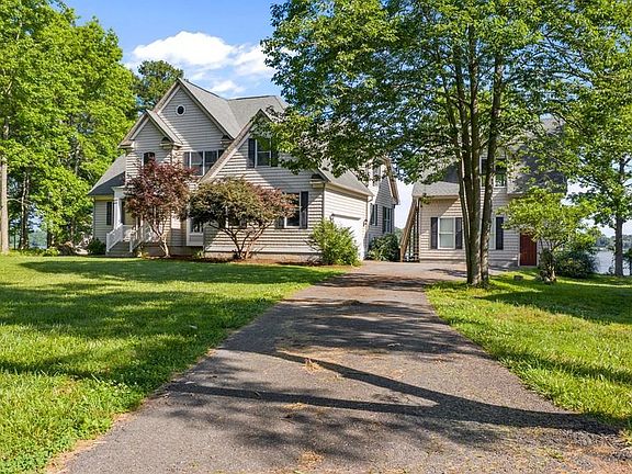2nd image of 766 Quiet Harbor Dr