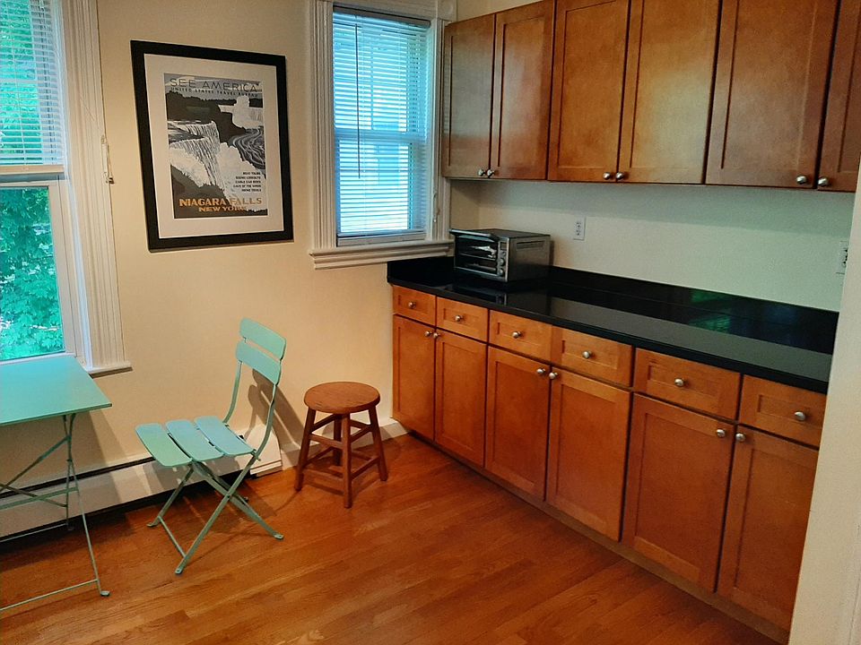 2nd image of 138 Middlesex Rd #322A
