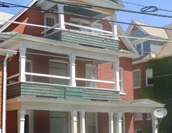 Entire 3rd floor is this unit! Small porch off the 4th BR