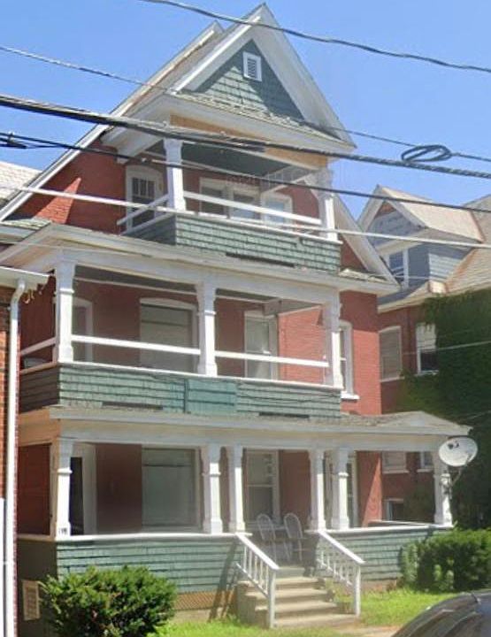 Entire 3rd floor is this unit! Small porch off the 4th BR