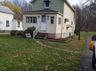 1561 E 332nd St, Eastlake, OH 44095