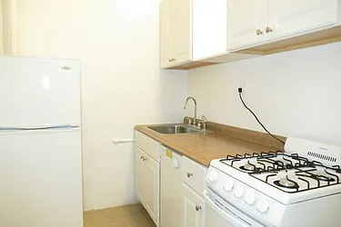 Rented by Manhattan Best Realty, Inc.