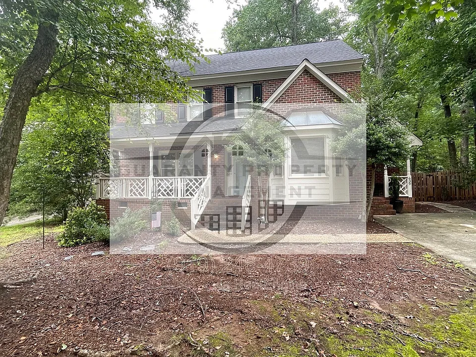 639 Greenwood Cir