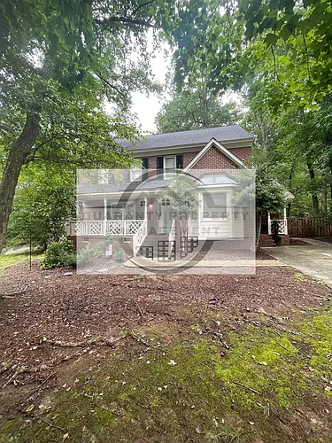 639 Greenwood Cir Photo 1