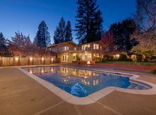 1345 NE 9th St, Grants Pass, OR 97526