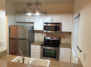 7632 Topanga Canyon Blvd APT 106, Canoga Park, CA 91304